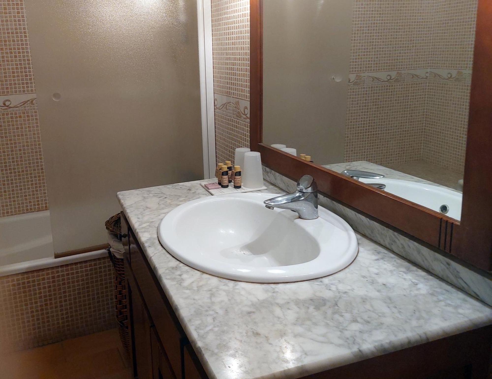 Apartamentos San Salvador Parking Gratis Mérida Eksteriør bilde