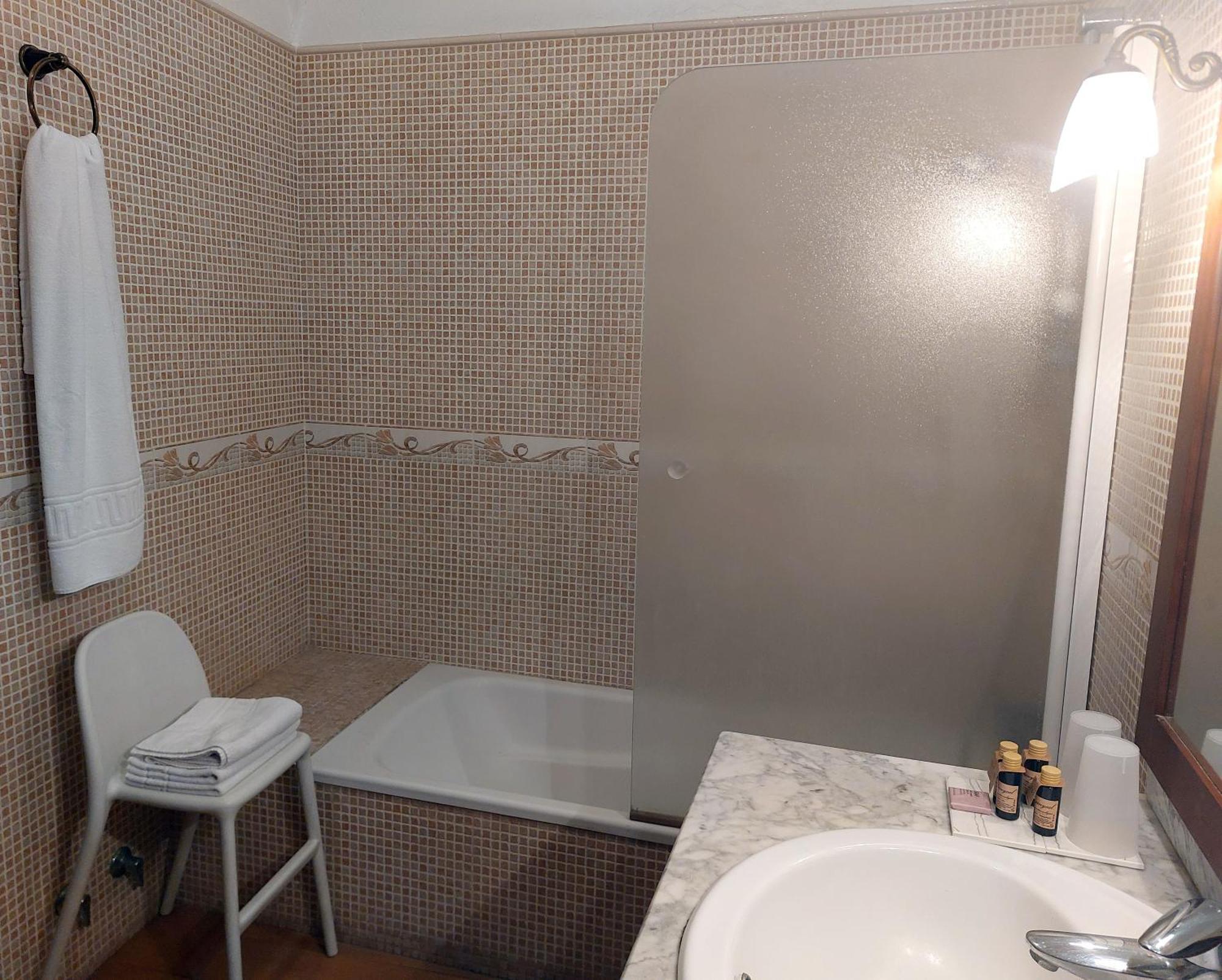 Apartamentos San Salvador Parking Gratis Mérida Eksteriør bilde